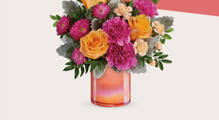 Teleflora's Perfect Spring Peach Bouquet