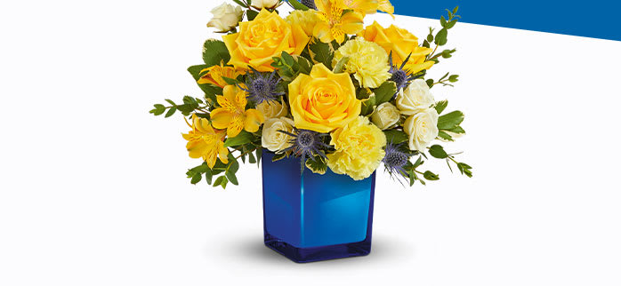 Teleflora's Golden Blue Bouquet