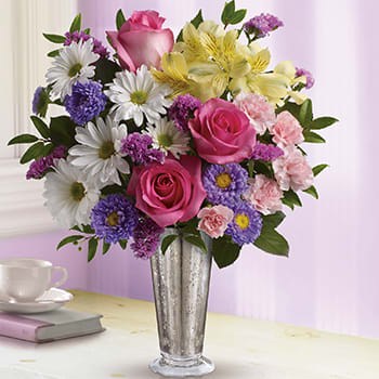 Smile And Shine Bouquet by Teleflora