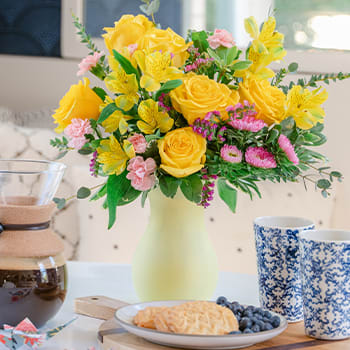 Teleflora's Happy As Can Be Bouquet