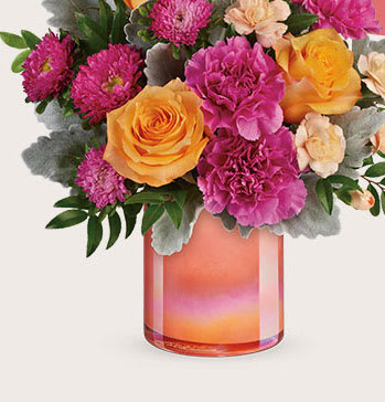 Teleflora's Perfect Spring Peach Bouquet
