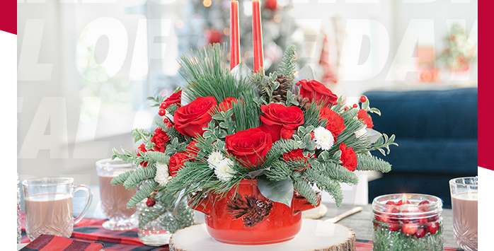Teleflora's Christmas Heirloom Centerpiece