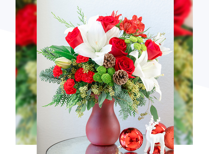 Teleflora's Yuletide Greetings Bouquet