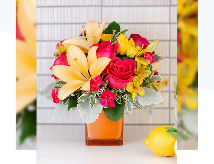 Teleflora's Spread Sunshine Bouquet