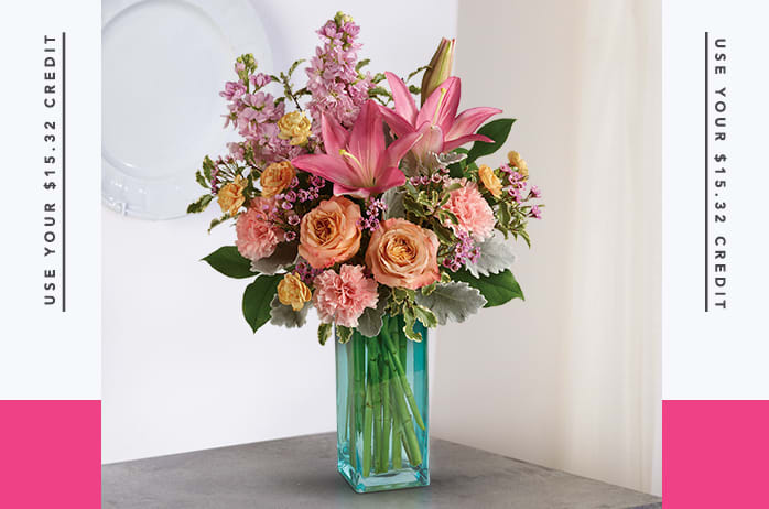 Teleflora's Pretty And Posh Bouquet