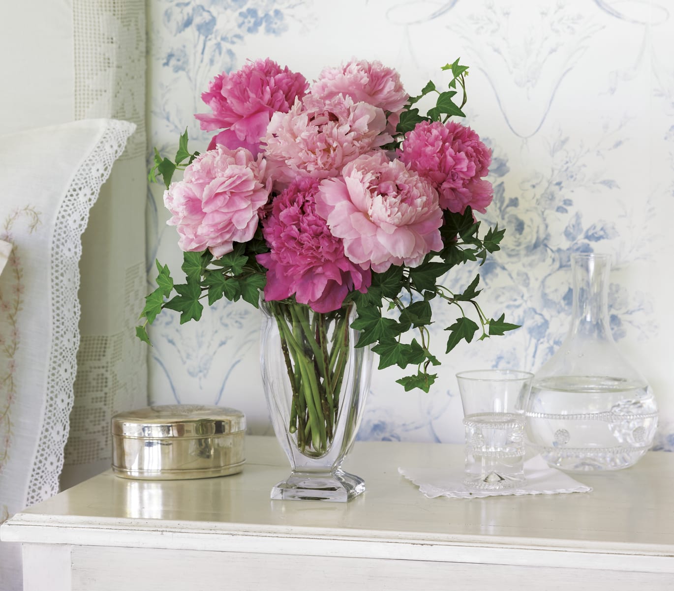 Teleflora's Perfect Peonies