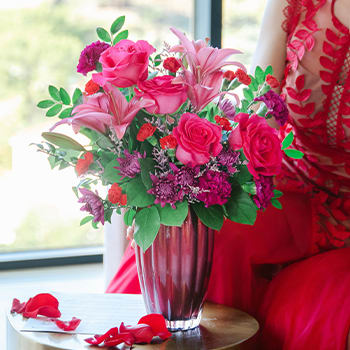 Teleflora's Modern Devotion Bouquet