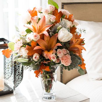 Teleflora's Seasonal Sophistication Bouquet 