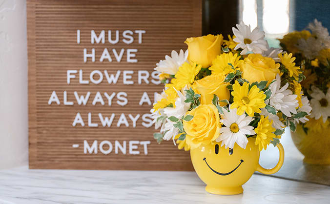 Teleflora's Be Happy Bouquet with Roses