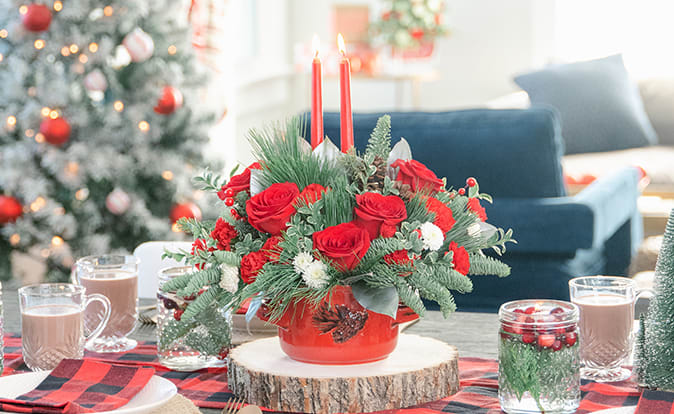 Teleflora's Christmas Heirloom Centerpiece