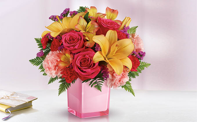 Teleflora's Pop Of Fun Bouquet