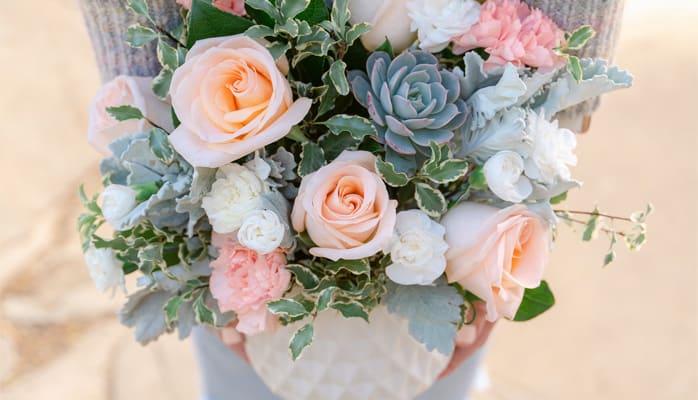 Teleflora's Mod Rose Bouquet