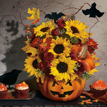 Teleflora's Trick & Treat Bouquet