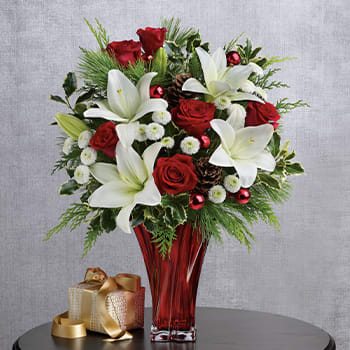 Teleflora's Wondrous Winter Bouquet