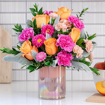 Teleflora's Perfect Spring Peach Bouquet