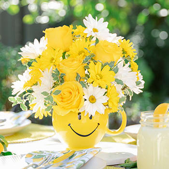 Teleflora's Be Happy® Bouquet with Roses
