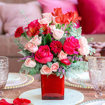 Teleflora's Loving Bunch Bouquet