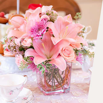 Order Flowers,<br>Earn Points 