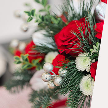 Teleflora's Merry Mercury Centerpiece