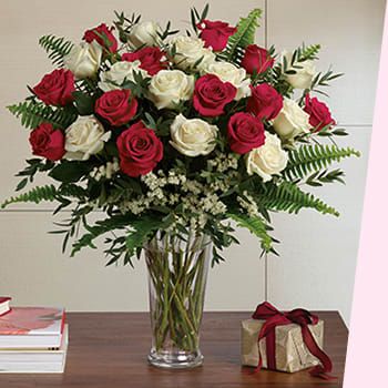 BEST-SELLING VALENTINE’S DAY ARRANGEMENTS