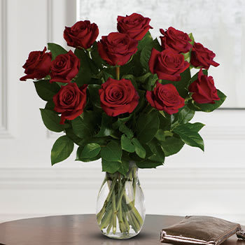 PICK FAVORITES THIS<br>VALENTINE’S DAY