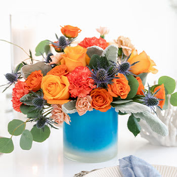 Teleflora's Standout Chic Bouquet