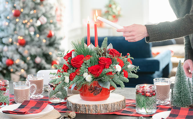 Teleflora's Christmas Heirloom Centerpiece