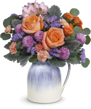 Teleflora's Delightful Petals Bouquet