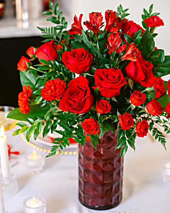 Telefloras Radiant Charm Bouquet