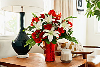 Teleflora’s Sweetest Satin Bouquet