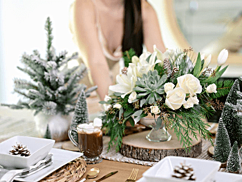 Flowers Online Holiday Centerpiece