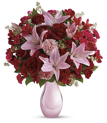 Teleflora's Roses and Pearls Bouquet Flowers