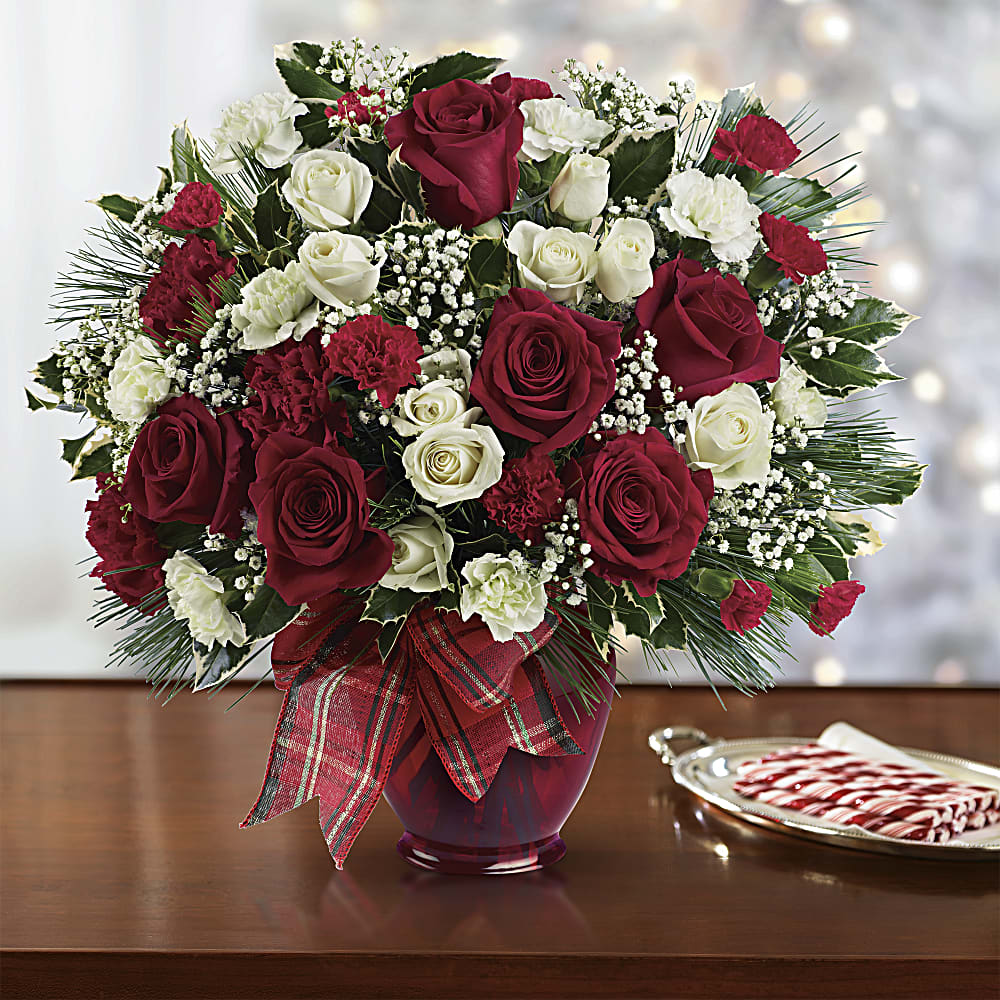 Fantastic Christmas Flower Arrangements for Christmas Day Online