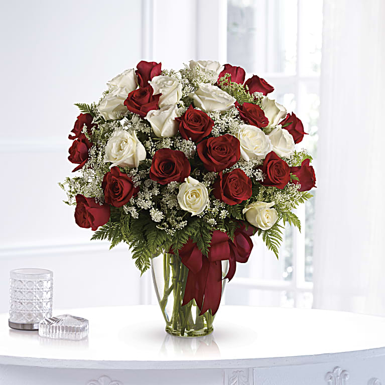 Love's Divine Bouquet - Long Stemmed Roses