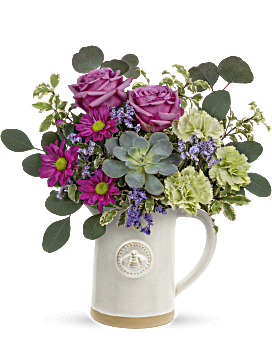 Teleflora's Queen Bee Bouquet Bouquet