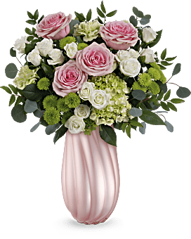 Teleflora's Sweetheart Twist Bouquet