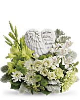 Teleflora's Hearts In Heaven Bouquet
