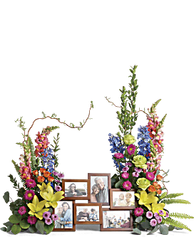 Arreglo floral con ramo de homenaje con foto de despedida amorosa