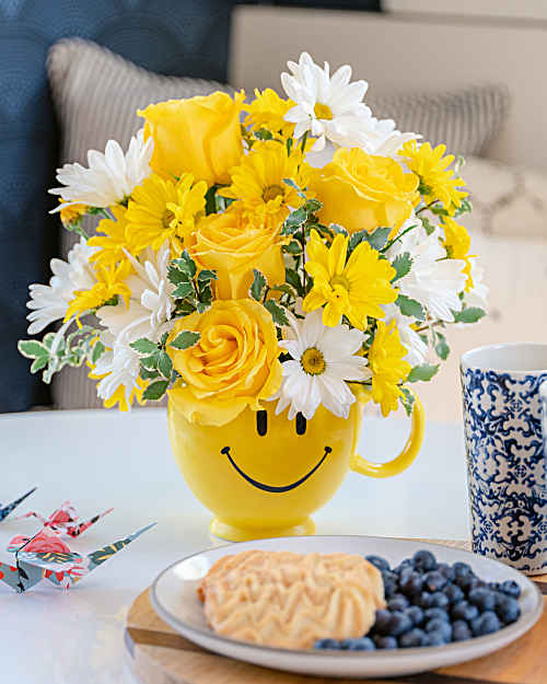 Teleflora's Be Happy® Bouquet with Roses - Teleflora