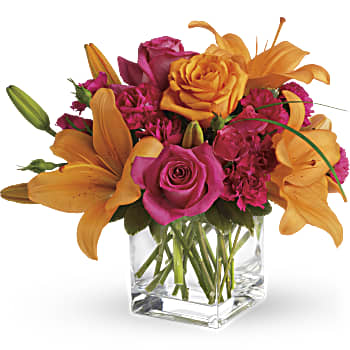 Teleflora's Uniquely Chic