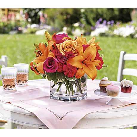 Teleflora's Uniquely Chic Bouquet - Teleflora