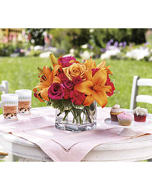 Teleflora'sUniquelyChic