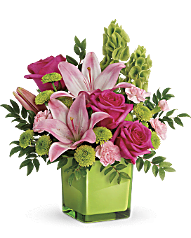 Teleflora's In Love With Lime Bouquet Bouquet