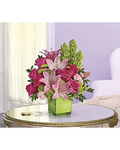 Teleflora's In Love With Lime Bouquet - Teleflora