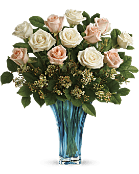 Ramo de flores Ocean Of Roses de Teleflora