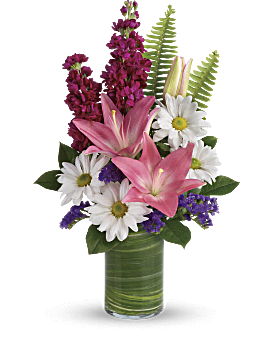 Teleflora's Playful Daisy Bouquet Bouquet