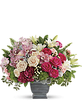 Teleflora's Grand Beauty Bouquet Bouquet