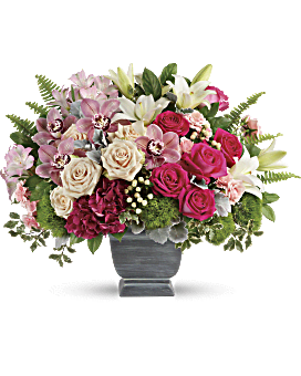 Teleflora's Grand Beauty Bouquet Bouquet