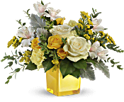 Teleflora's Sweet Sunlight Bouquet Flowers