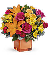 Teleflora's Spread Sunshine Bouquet